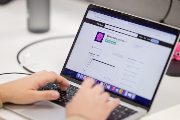 Reputazione digitale: come misurarla senza vanity metrics